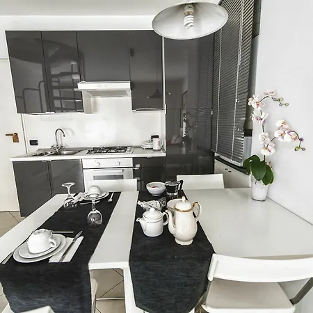 Cute & Cozy Apartment *